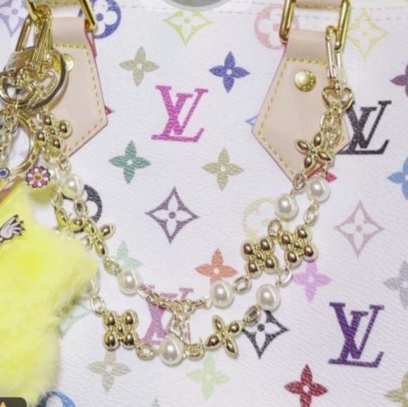 Fashion Gold and Pearl Handbag Charm